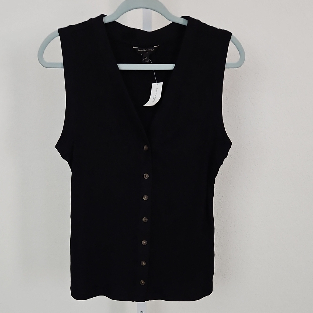 Banana Republic Black Fitted Buttoned Tank Top
